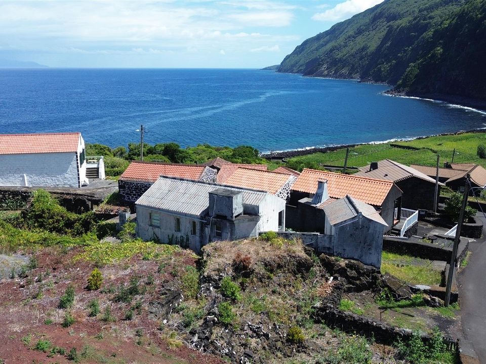 Casa de pueblo en Sao Roque do Pico, Pico - foto 2