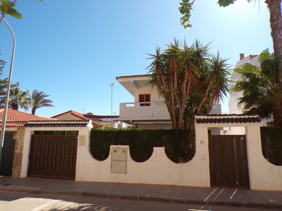 Villa i Torre de la Horadada, Alicante - foto 1