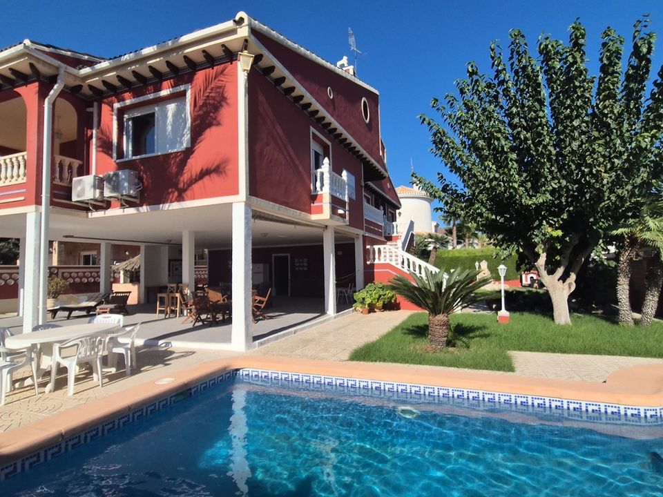 Villa i Dehesa De Campoamor, Alicante - foto 1