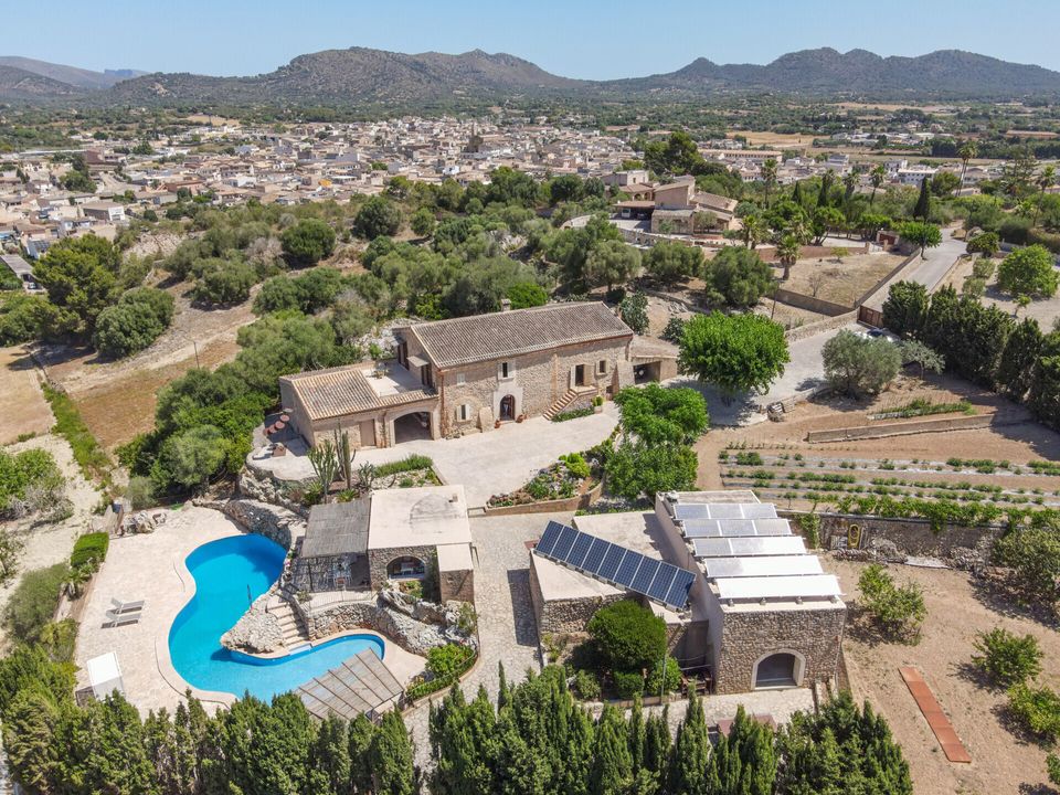 Masia a Sant Llorenc Des Cardassar, Mallorca - foto 1
