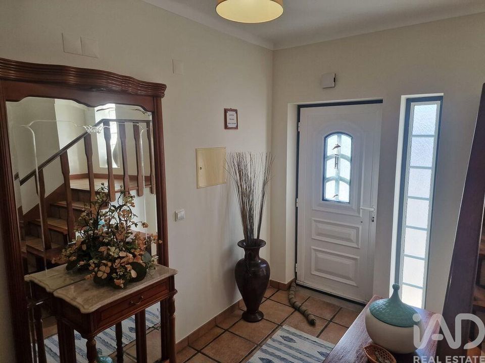 Casa adossada a Bombarral, Leiria - foto 4