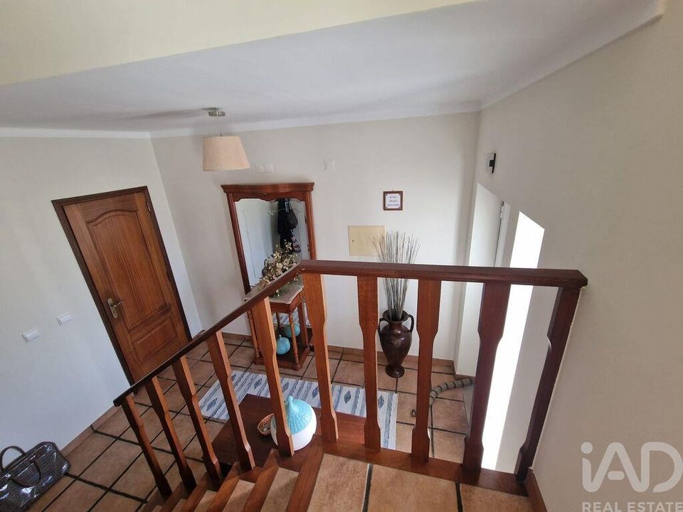Casa adossada a Bombarral, Leiria - foto 5