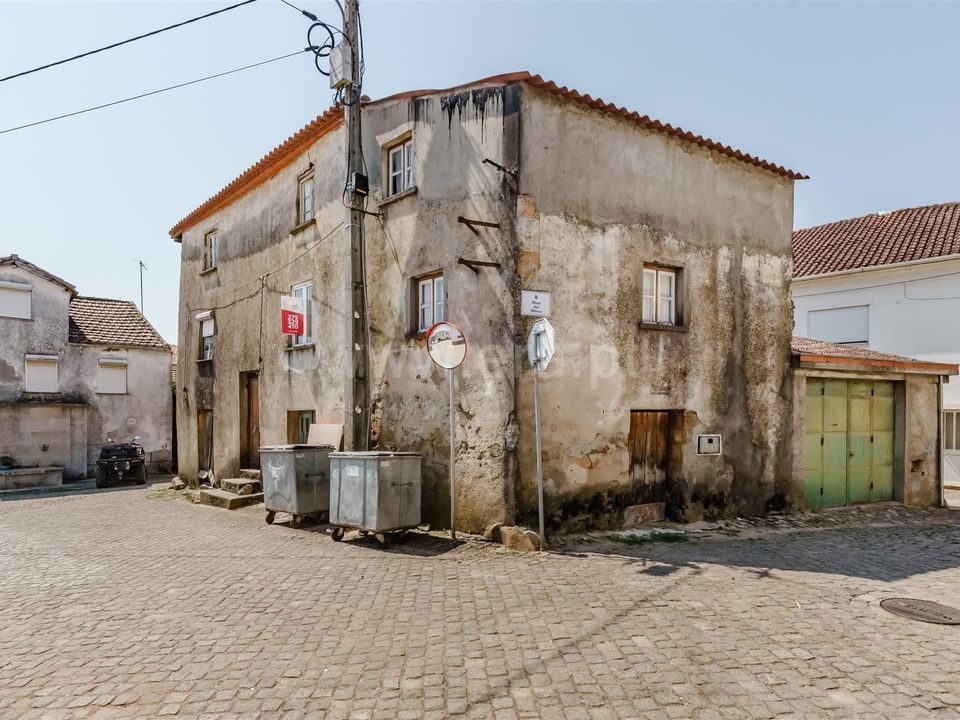 Erhvervsejendom i Covilha, Castelo Branco - foto 1