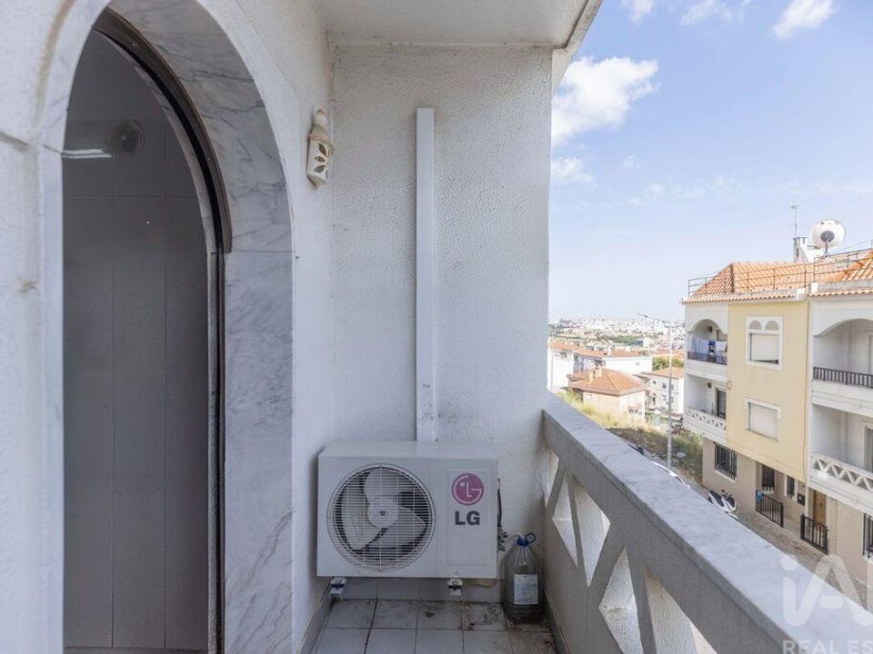 Appartement in Amadora, Lisbon - foto 3