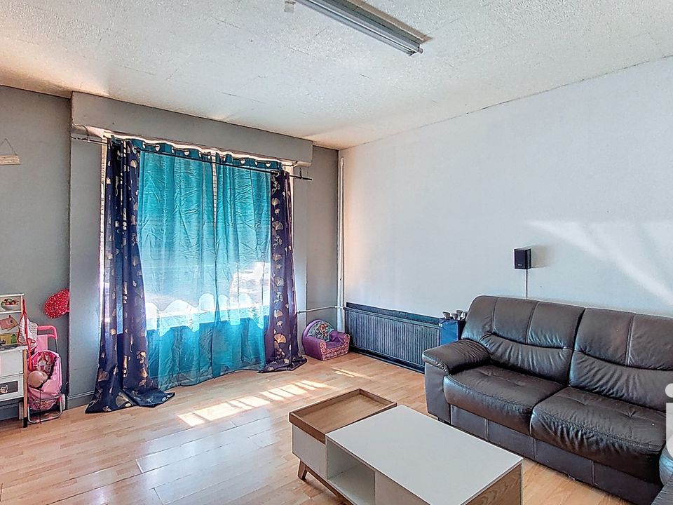 Villa in Maubeuge, Nord - foto 3