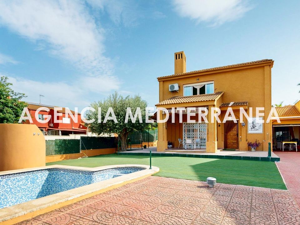Villa i San Antonio De Benageber, Valencia - bilde 1