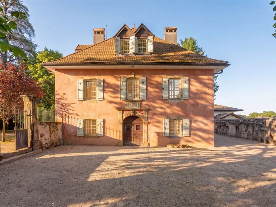 Villa em Allinges, Haute-Savoie - foto 1