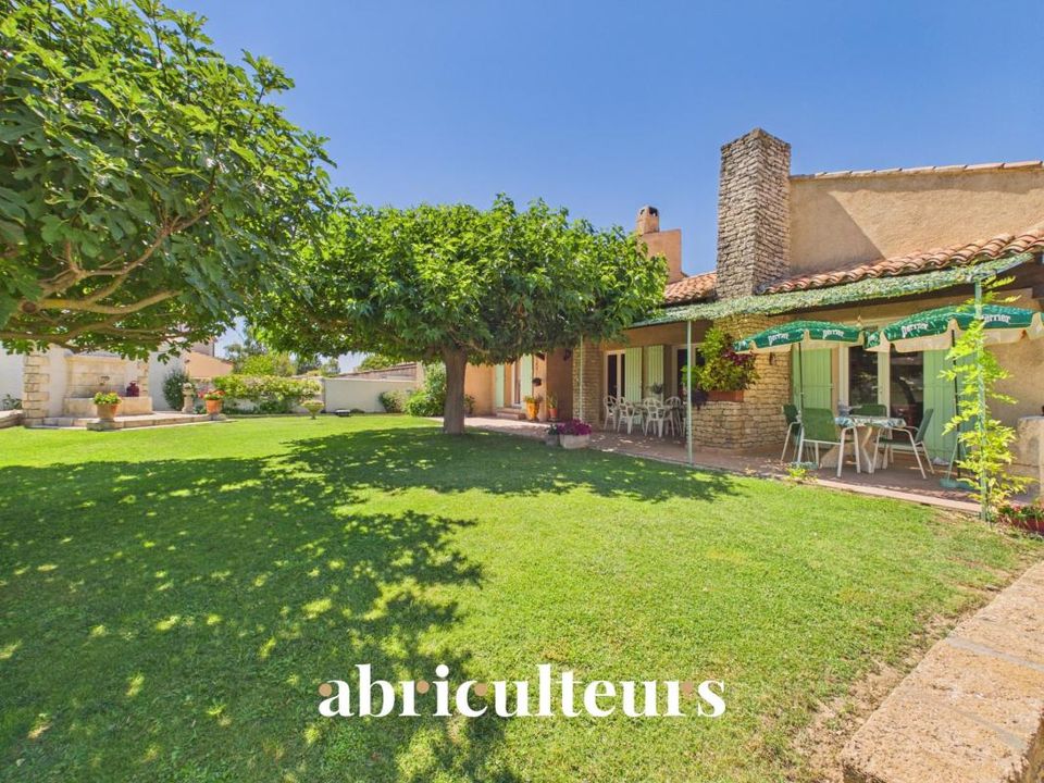 Villa i Charleval, Bouches-du-Rhone - foto 1