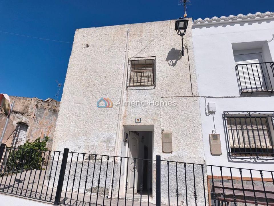 Hus i byn i Lucar, Almeria - foto 1