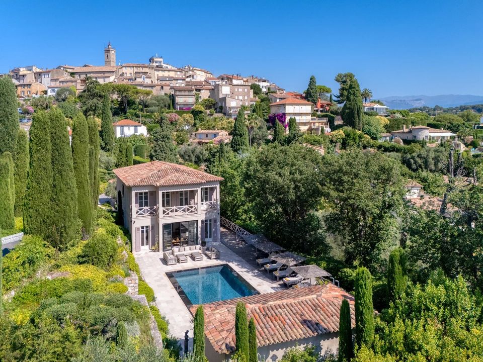 Villa a Mougins, Alpes-Maritimes - foto 1