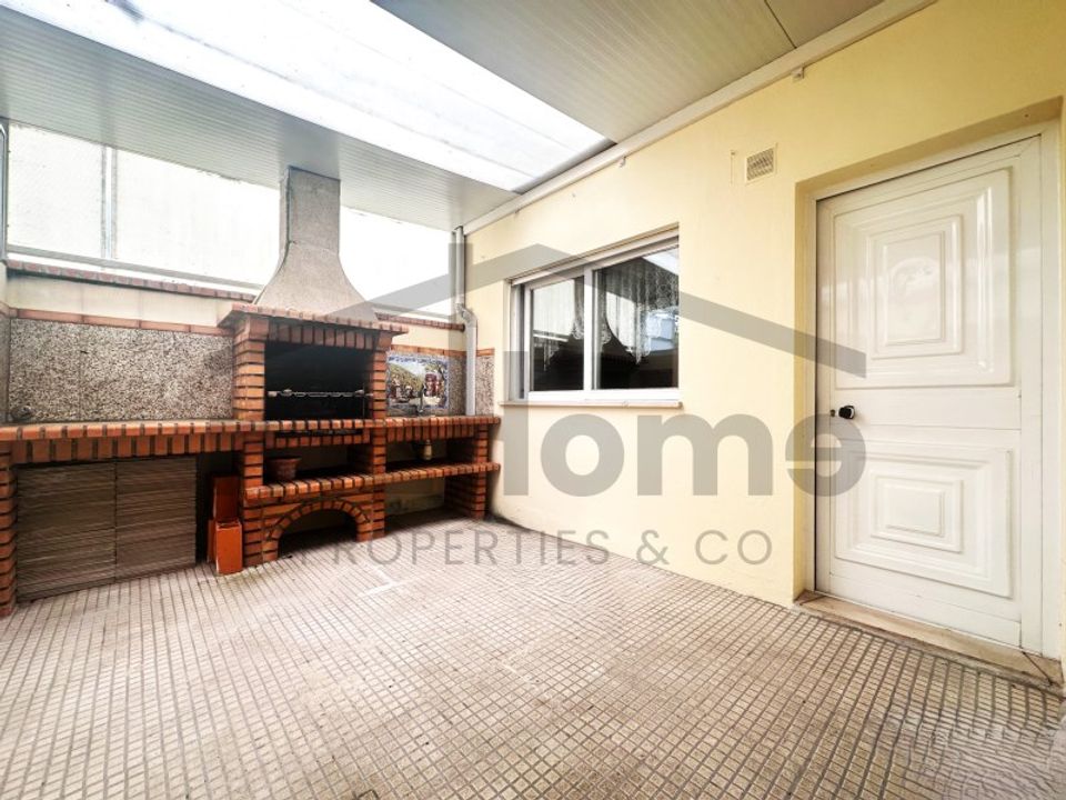 Villa - Mealhada, Aveiro - photo 1