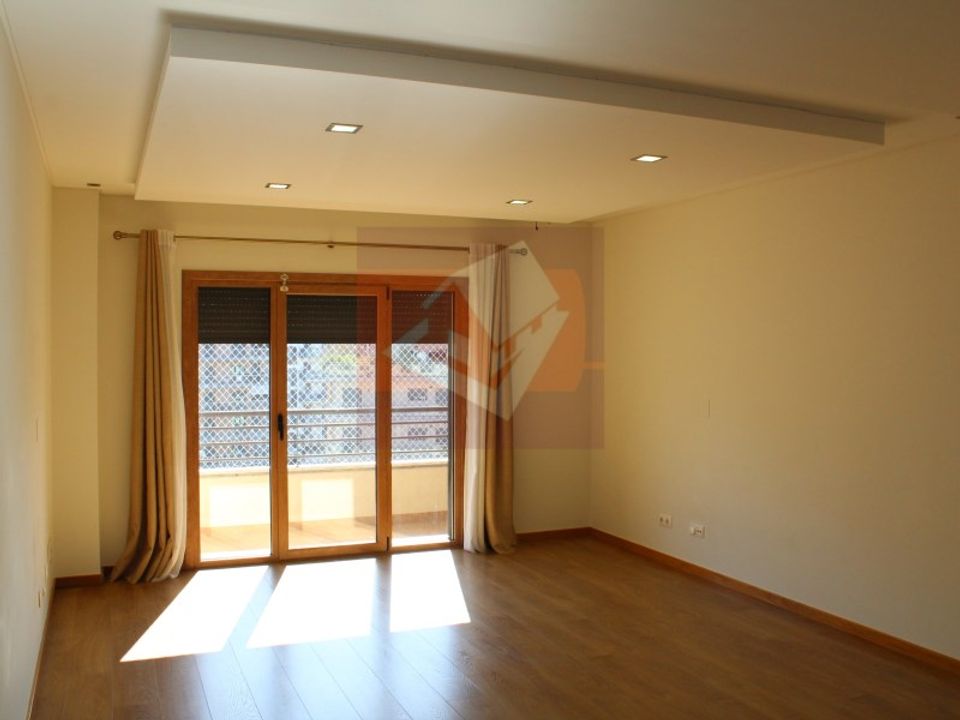 Apartamento en Odivelas, Lisbon - foto 1