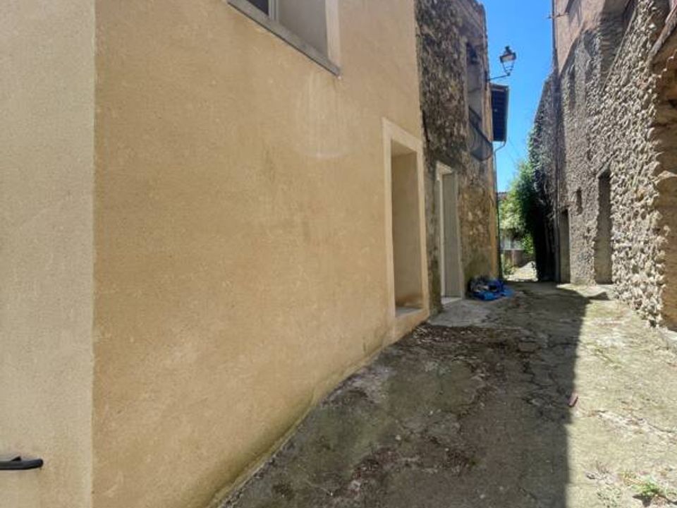 Casa de pueblo en Volonne, Alpes-de-Haute-Provence - foto 2
