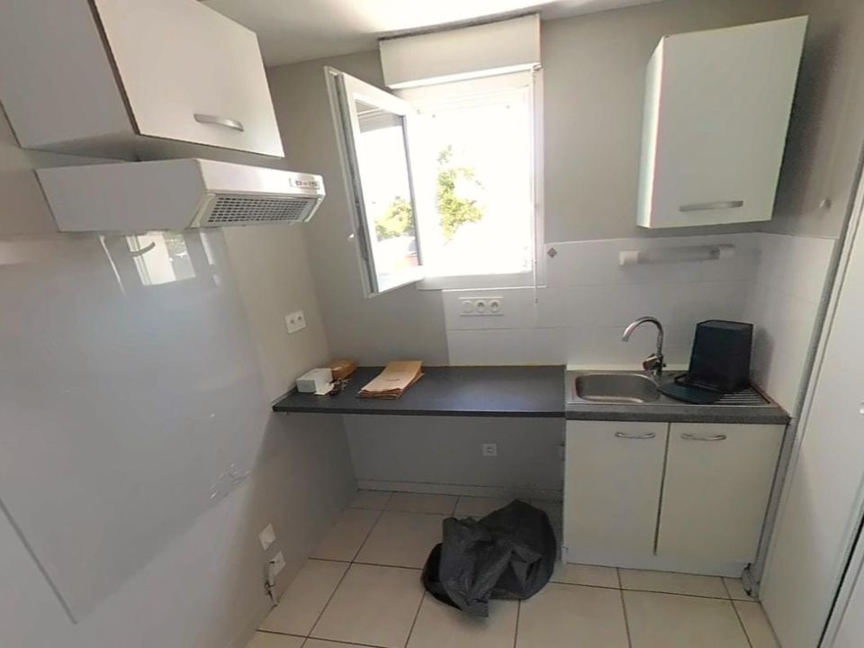Apartment in Merignac, Gironde - photo 2