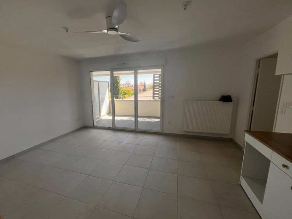 Apartment in Cavaillon, Vaucluse - photo 2