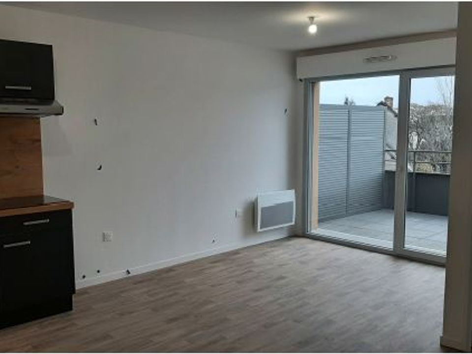Apartment in Tours, Indre-et-Loire - photo 1