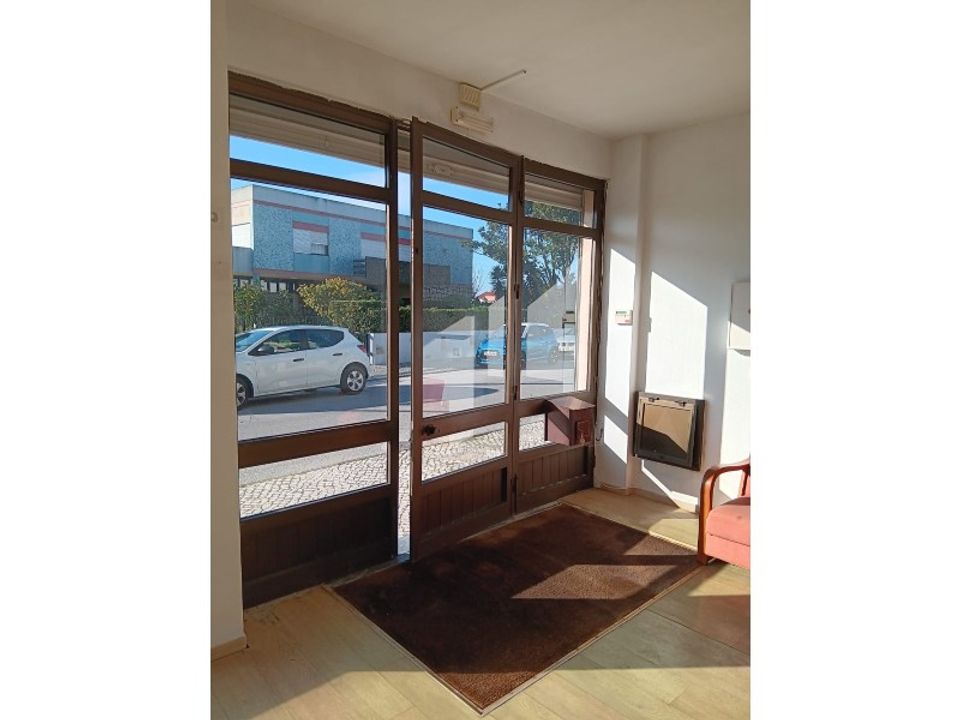 Erhvervsejendom i Vieira de Leiria, Leiria - foto 1