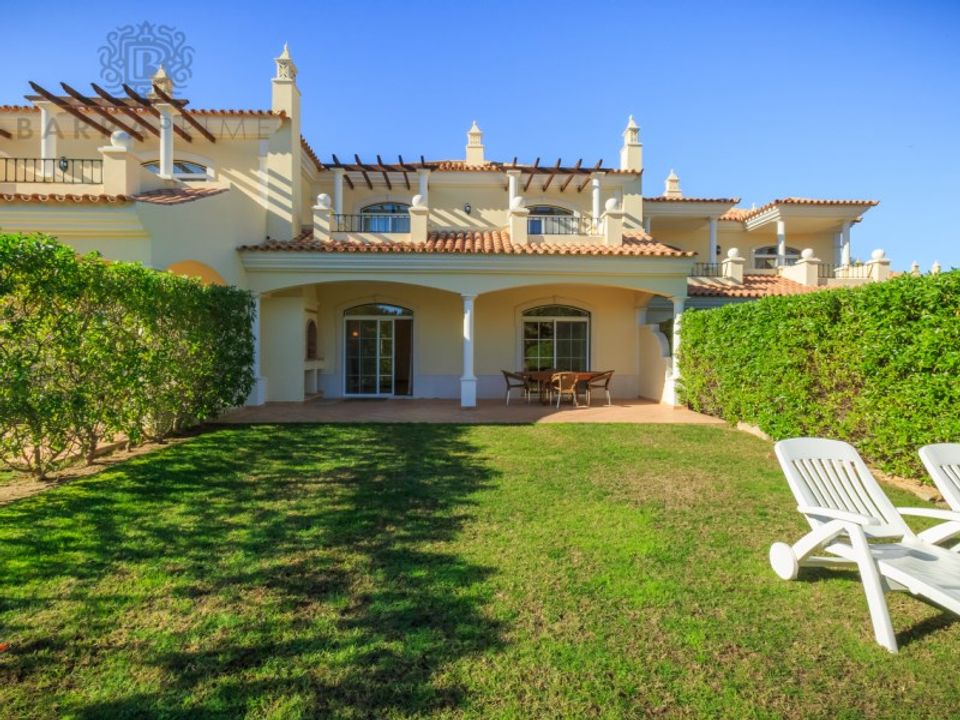 Villa a Almancil, Faro - foto 1