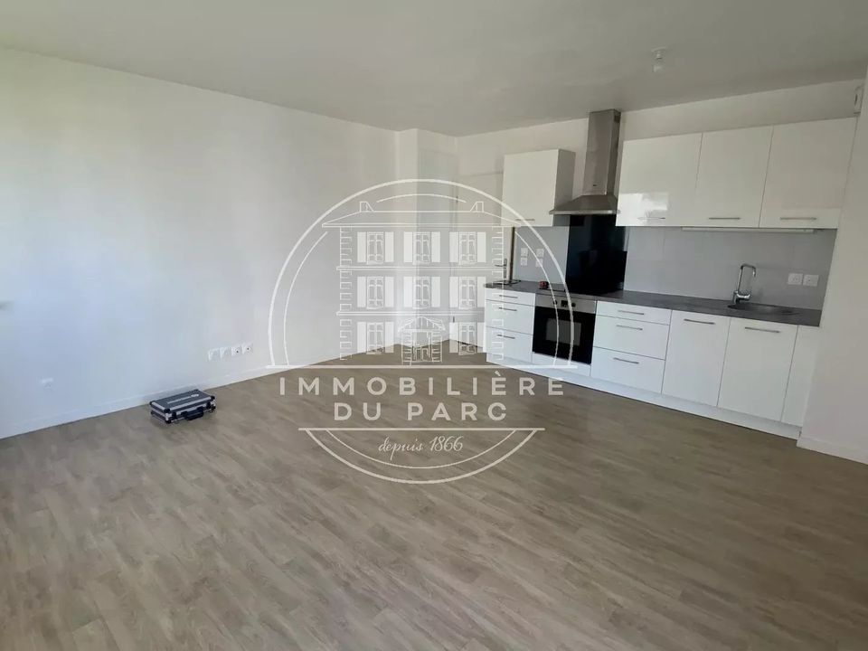 Apartment in Poissy, Yvelines - photo 3