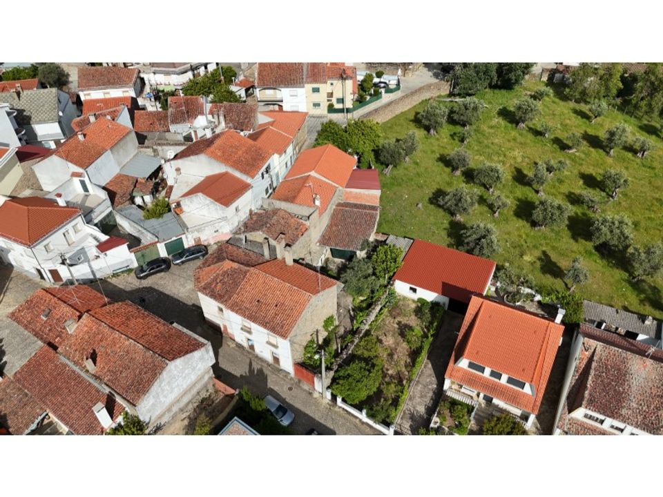 Villa i Escalos de Cima e Lousa, Castelo Branco - foto 1