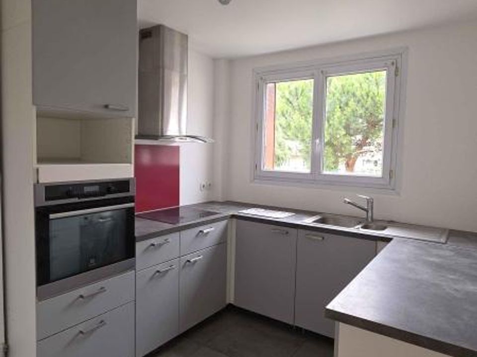 Villa a Clichy-sous-Bois, Seine-Saint-Denis - foto 4