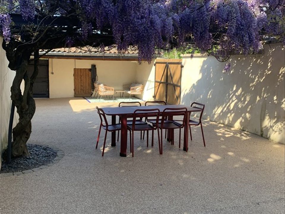 Villa in Fleurieux-sur-l'Arbresle, Rhone - photo 2