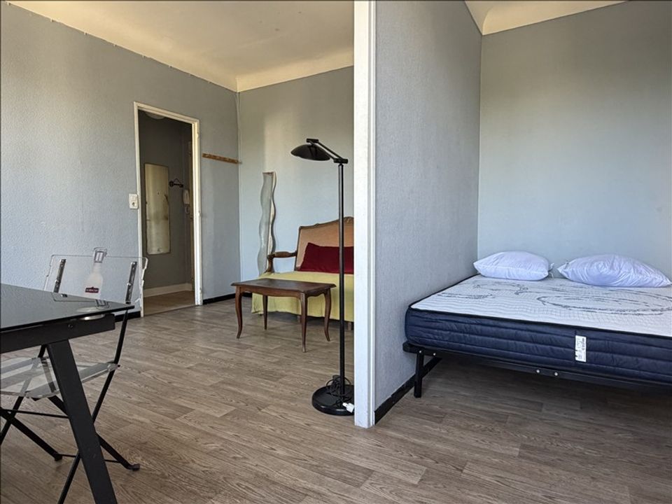 Estudi a Nimes, Gard - foto 1