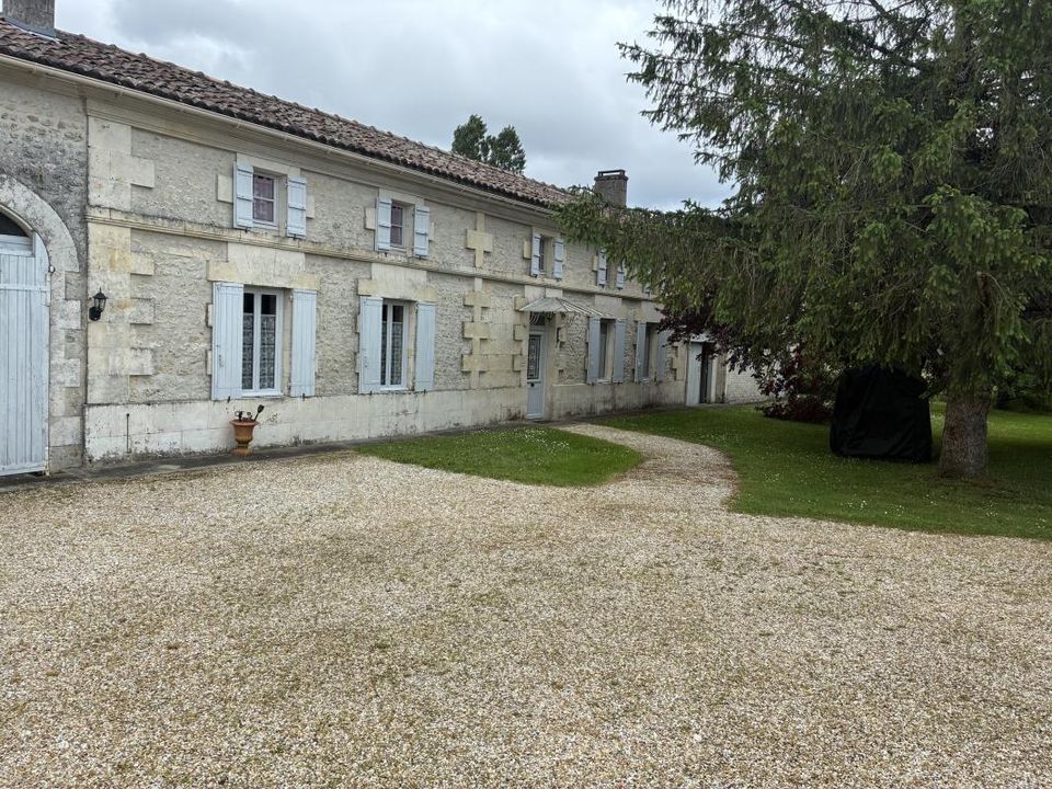 Villa em Messac, Charente-Maritime - foto 1