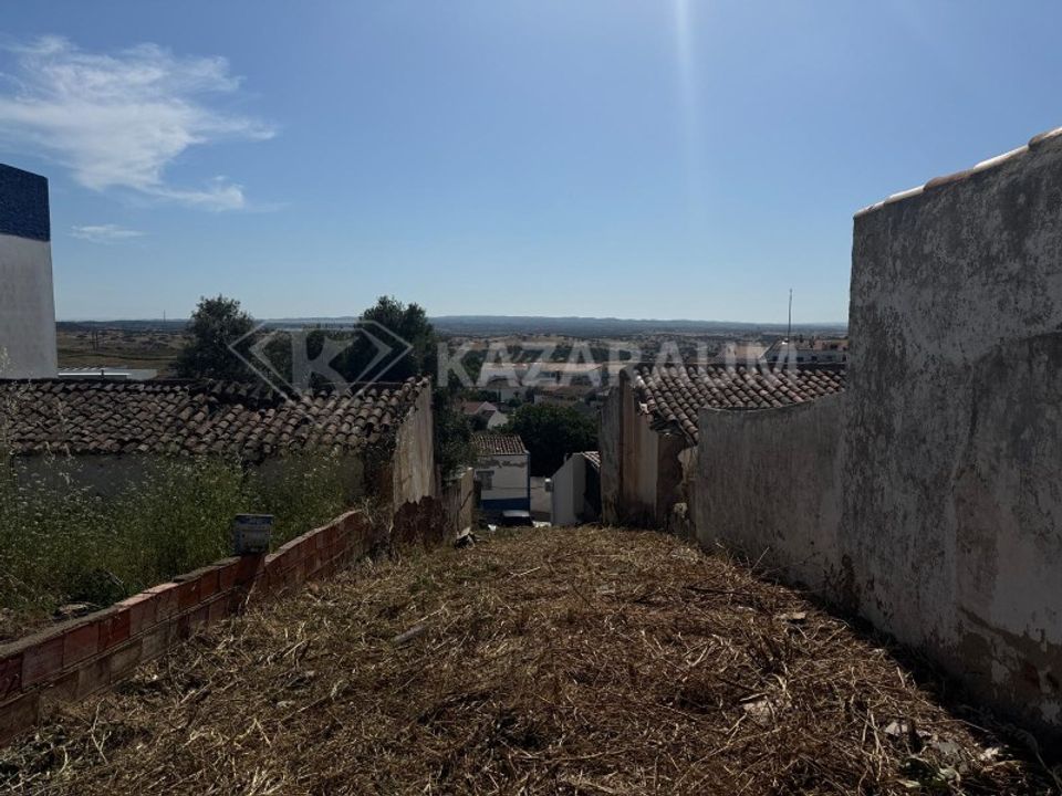 Helårsgrund i Ourique, Beja - foto 1