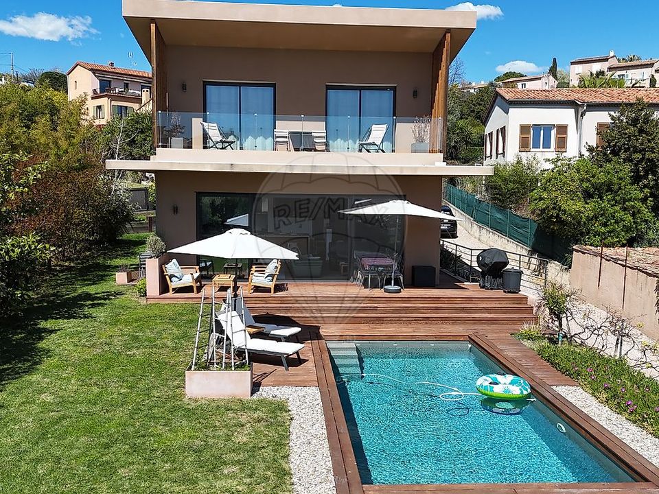 Villa i Cagnes-sur-Mer, Alpes-Maritimes - foto 1