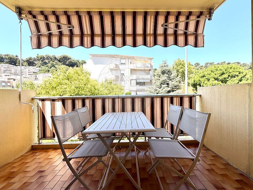 Lejlighed i Saint-Laurent-du-Var, Alpes-Maritimes - foto 1