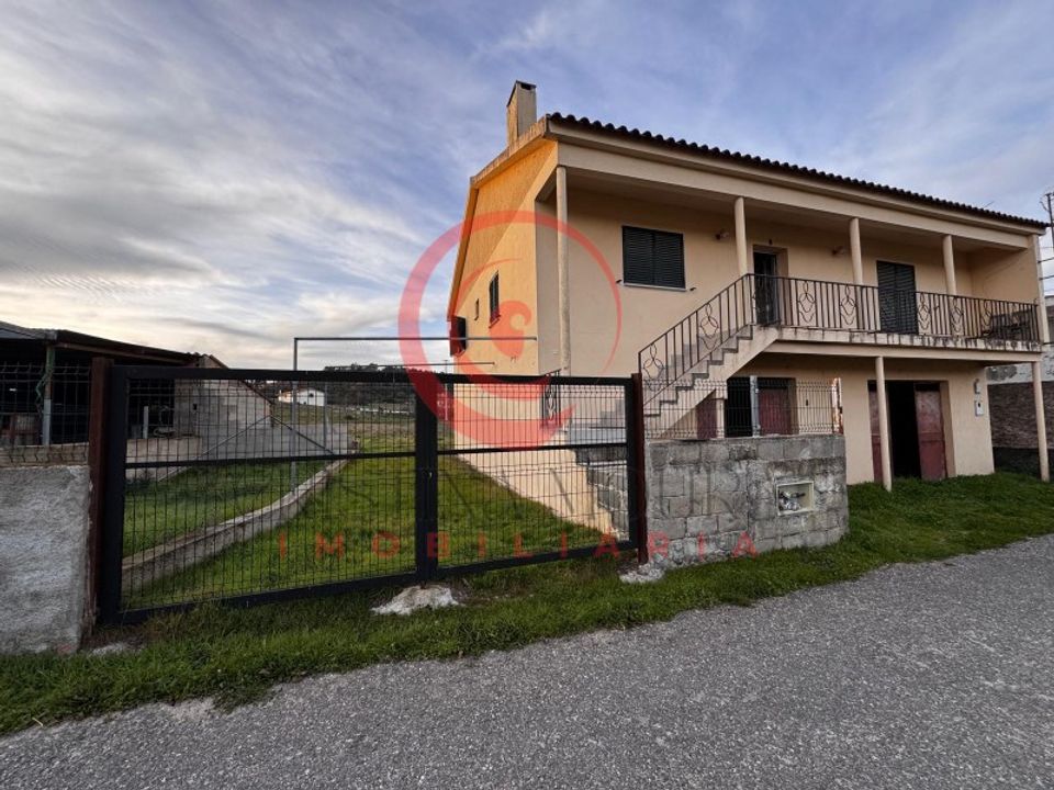 Haus in Valpacos, Vila Real - Foto 1