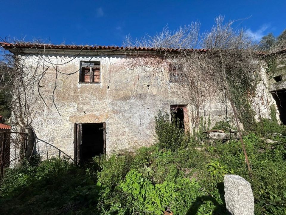 Landejendom i Arcos de Valdevez, Viana do Castelo - foto 1