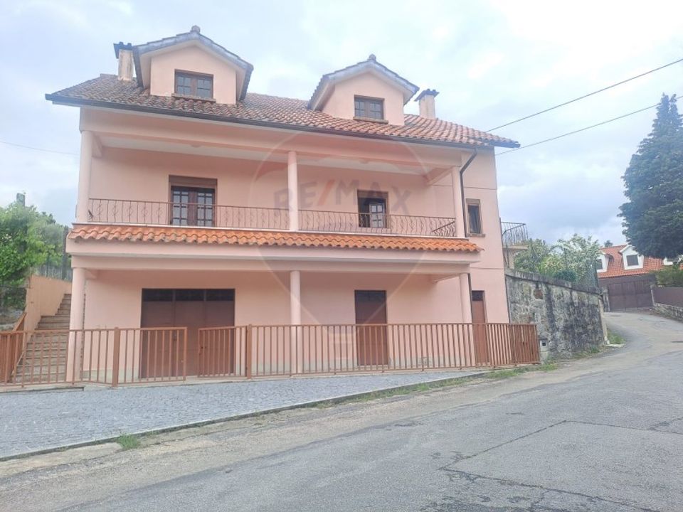 Villa i Arcos de Valdevez, Viana do Castelo - foto 1