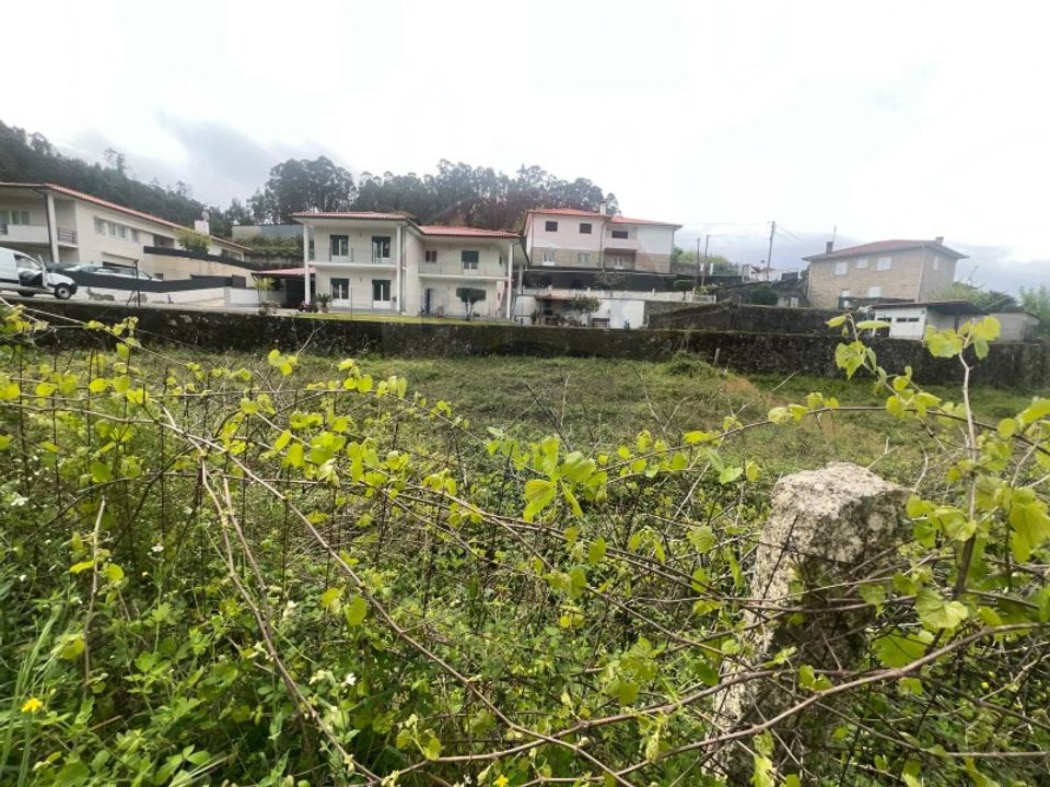 Helårsgrund i Ponte da Barca, Viana do Castelo - foto 1