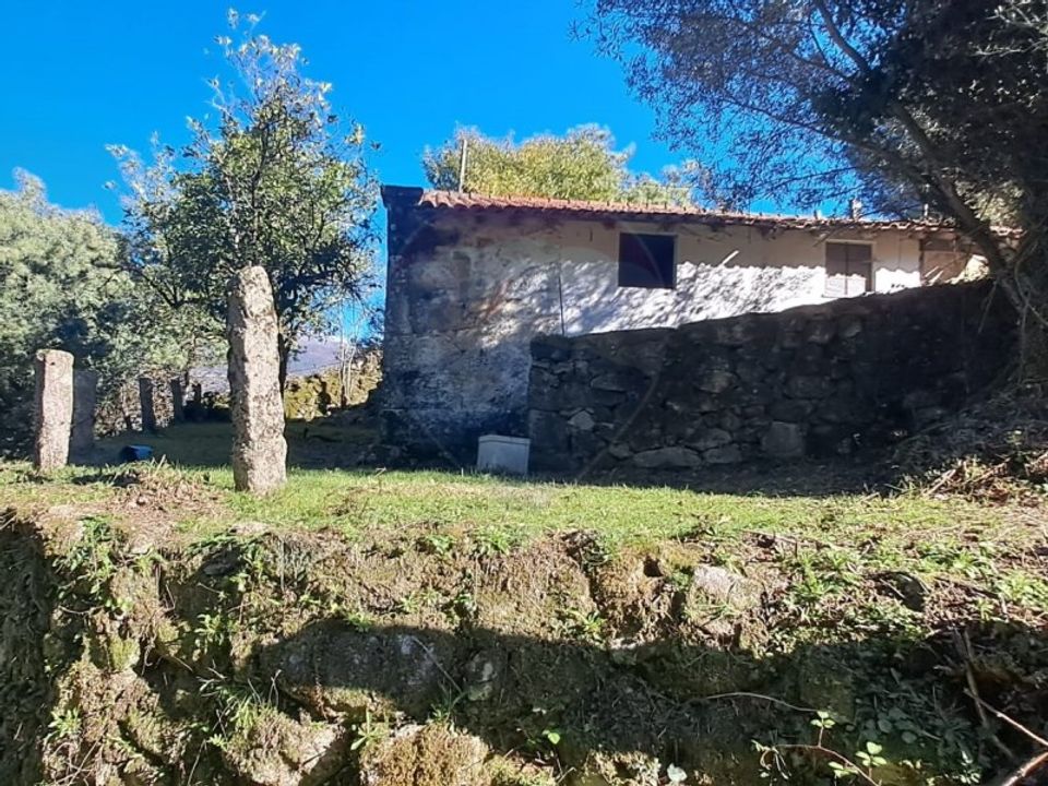 Landejendom i Arcos de Valdevez, Viana do Castelo - foto 1