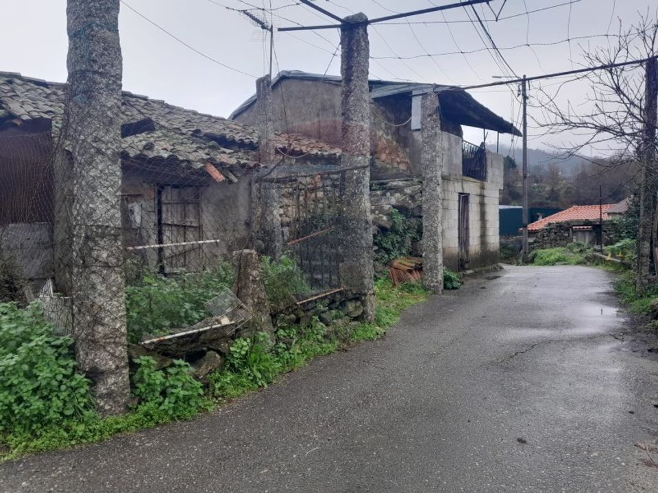 Landejendom i Arcos de Valdevez, Viana do Castelo - foto 1