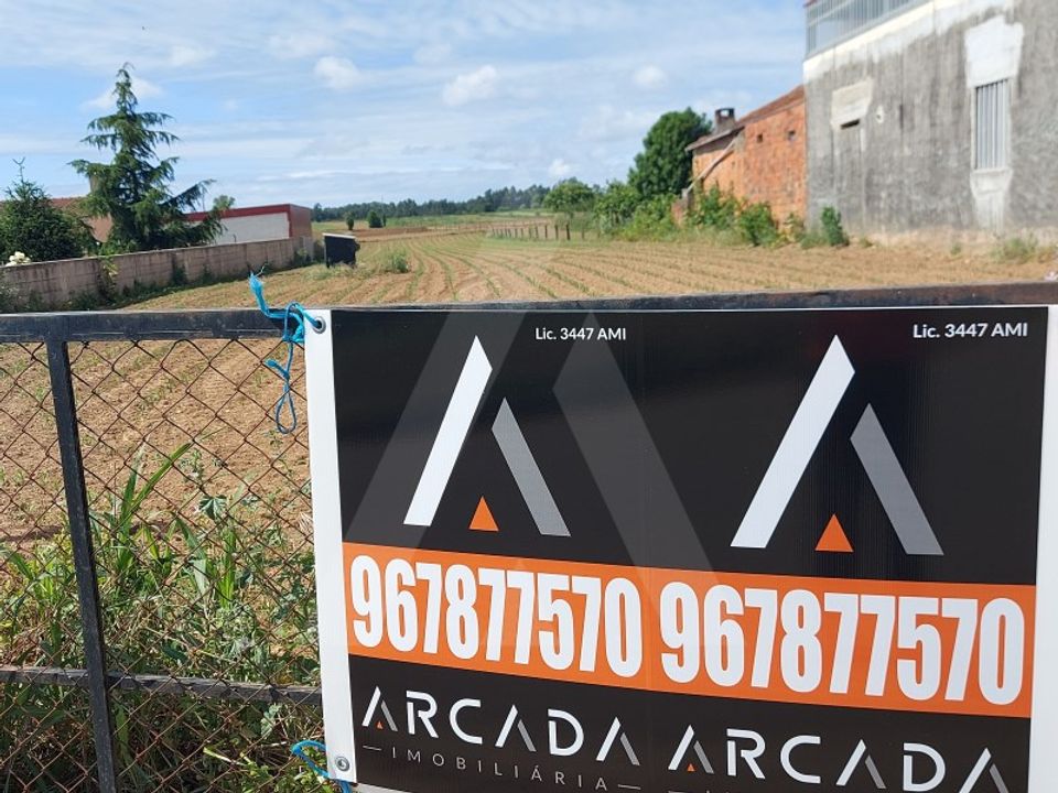 Grond in Branca, Aveiro - foto 1