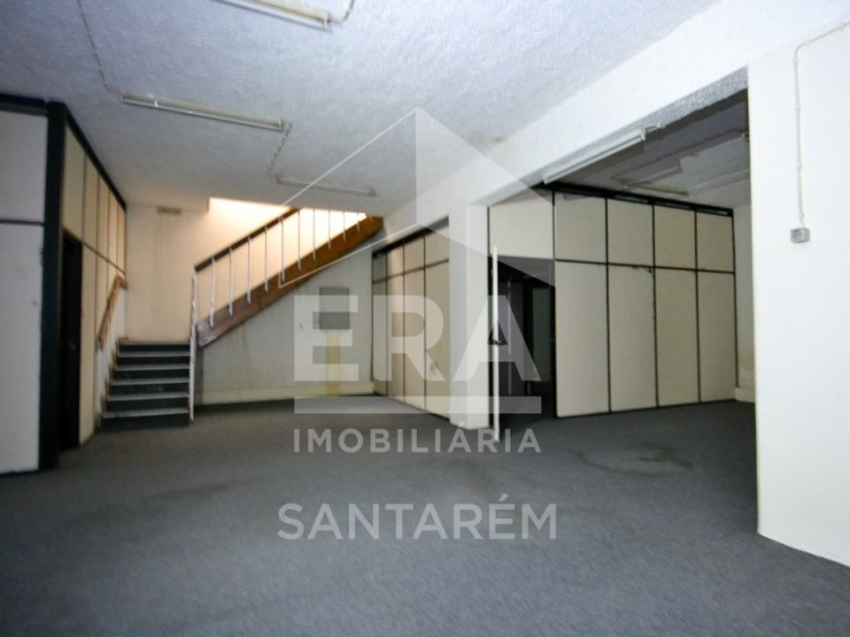 Commercial property in Santarem, Santarem - photo 2