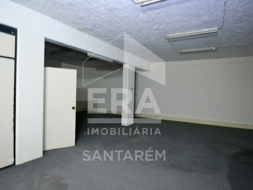 Commercial property in Santarem, Santarem - photo 4