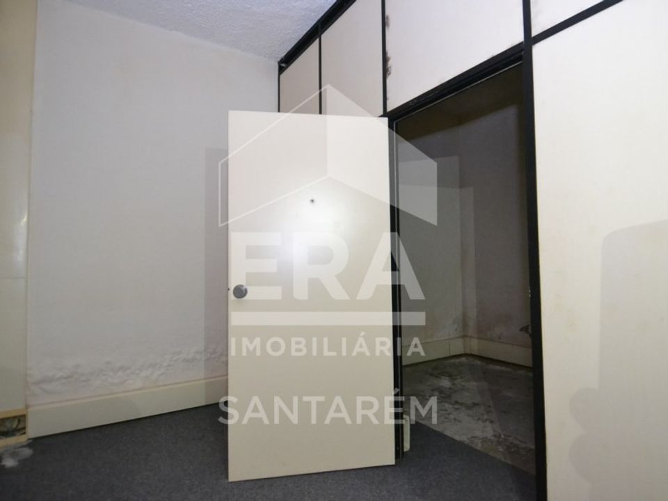 Commercial property in Santarem, Santarem - photo 5