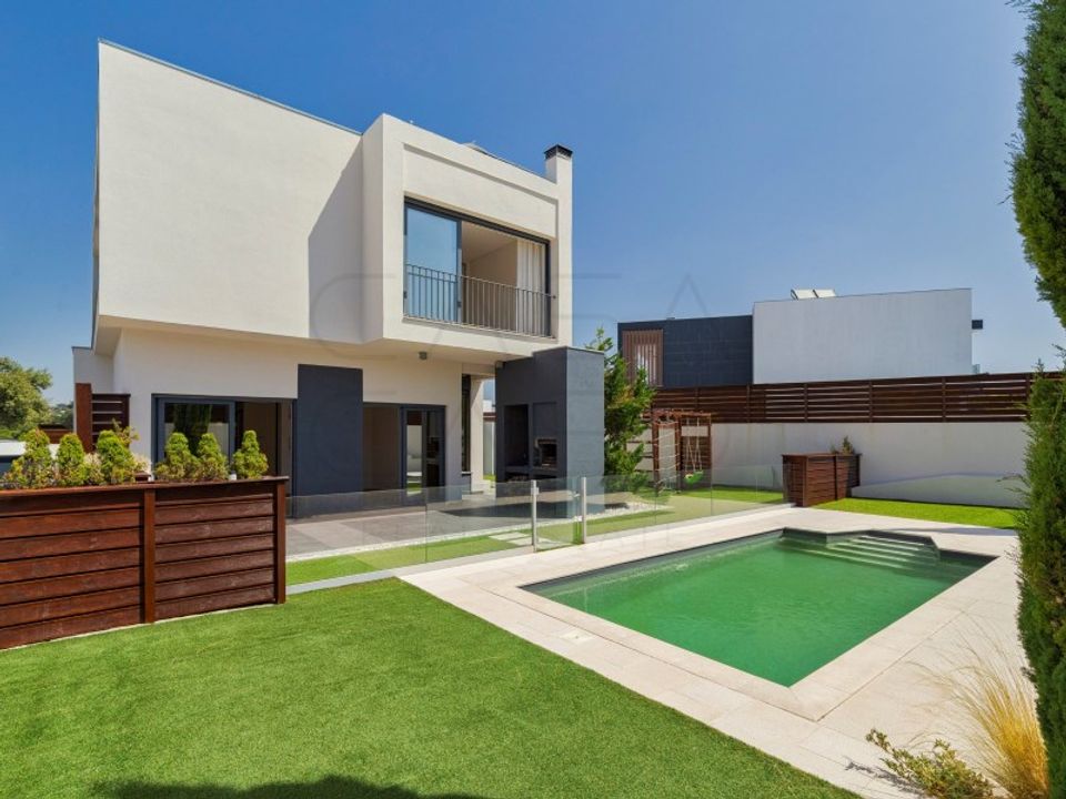 Villa - Setubal, Setubal - photo 1