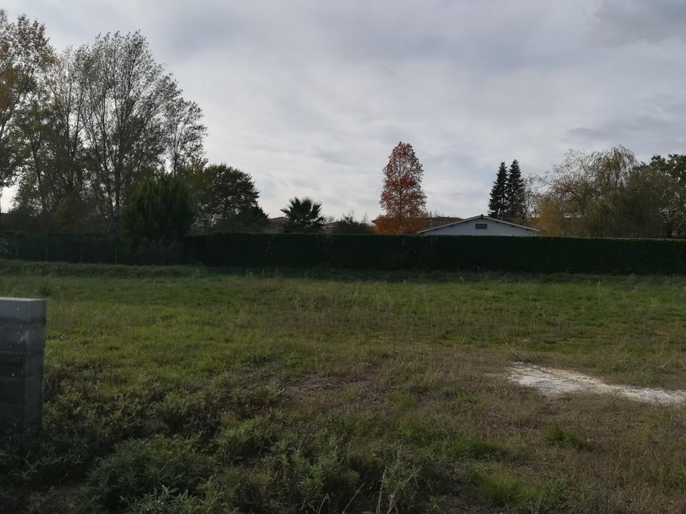 Grond in Saint-Genès-de-Lombaud, Gironde - foto 1