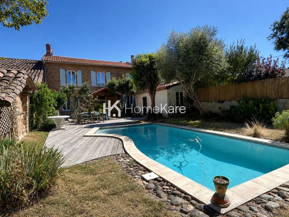 Villa in Saint-Lys, Haute-Garonne - foto 1