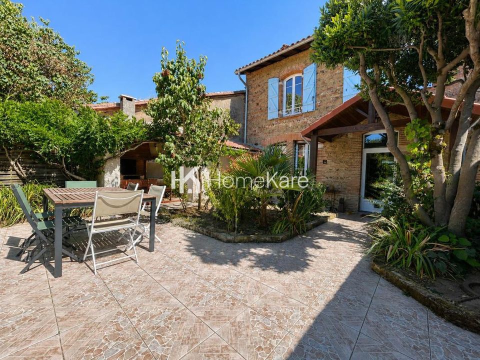 Villa in Saint-Lys, Haute-Garonne - foto 2