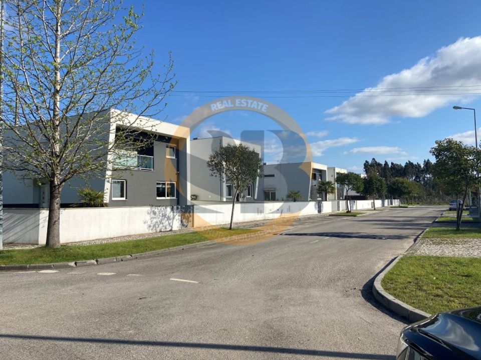 Grond in Branca, Aveiro - foto 1