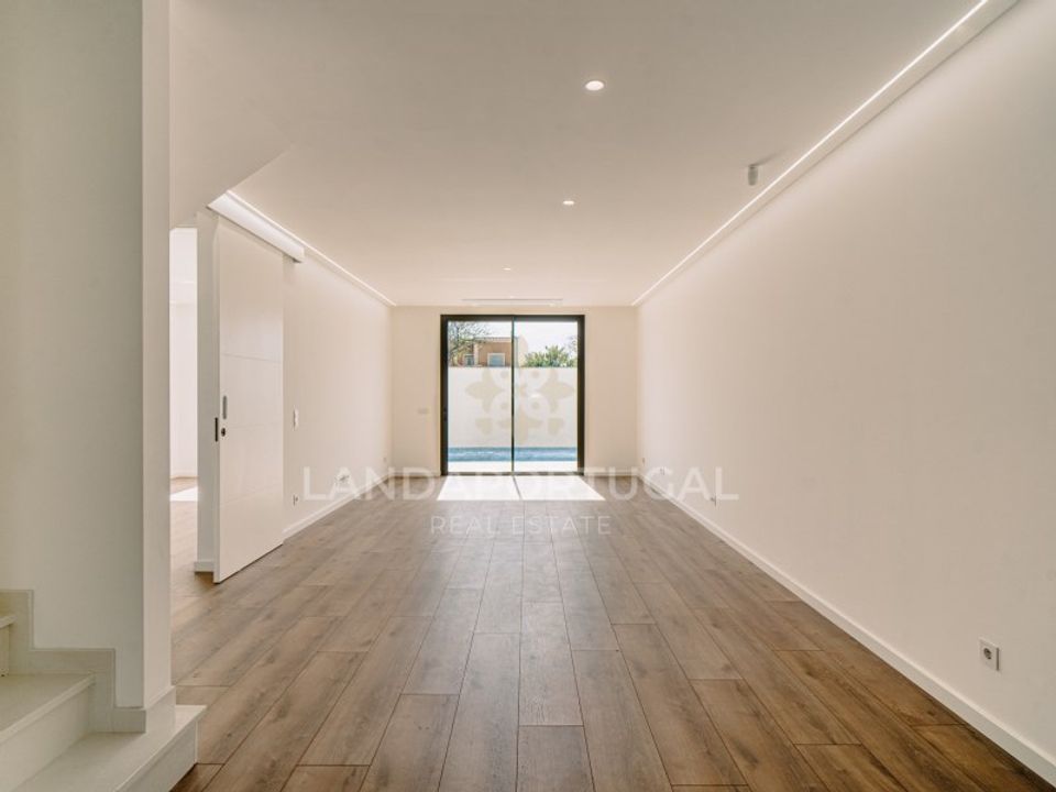 Reihenhaus in Moncarapacho, Faro - Foto 4