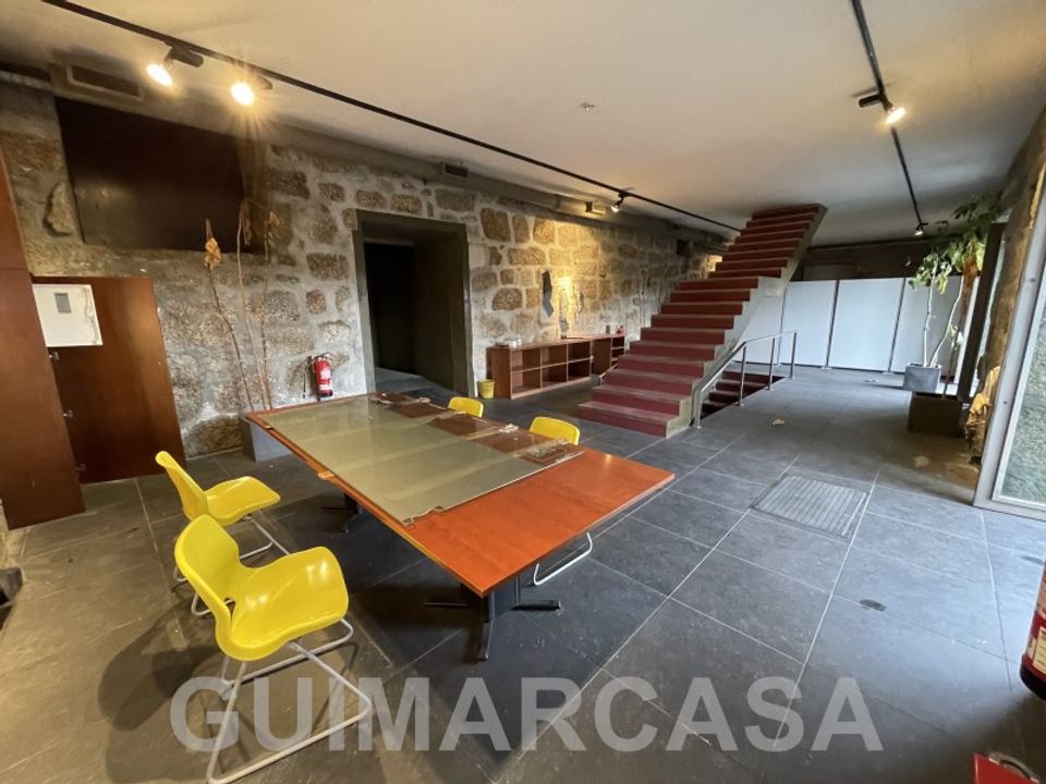 Erhvervsejendom i Guimaraes, Braga - foto 1