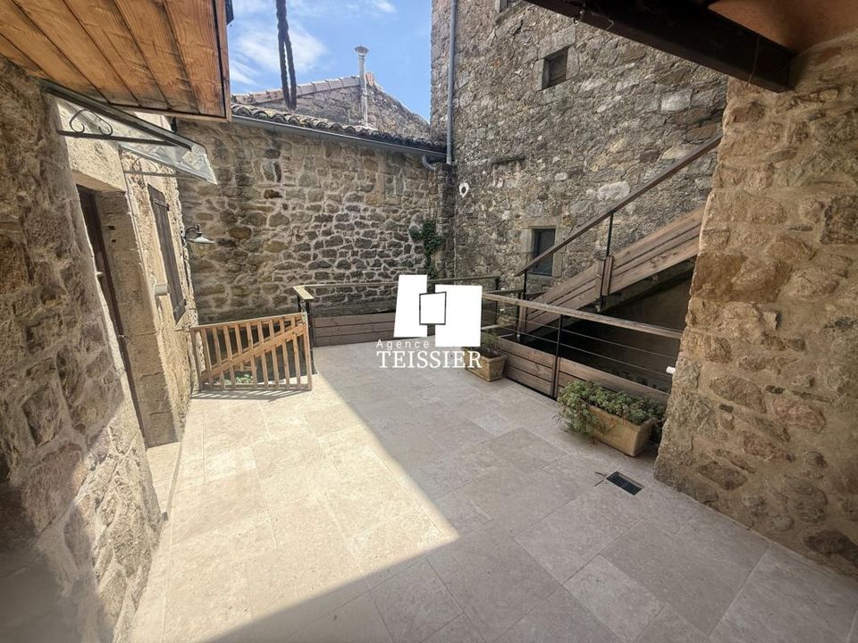 Landsbyhus i Saint-Paul-le-Jeune, Ardeche - foto 2