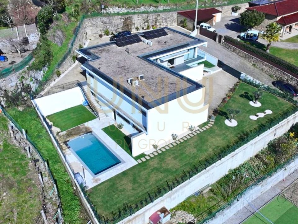 Villa em Alvite e Passos, Braga - foto 1